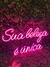 Frase Neon Led Luminária - Sua Beleza É Única 60x30cm na internet