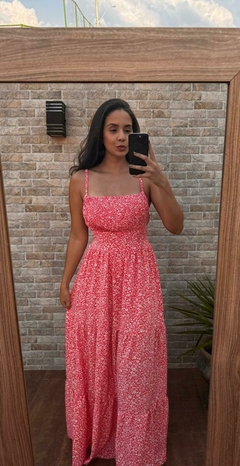 Vestido longo plissado no bojo