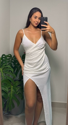 Vestido Transpassado com Fenda