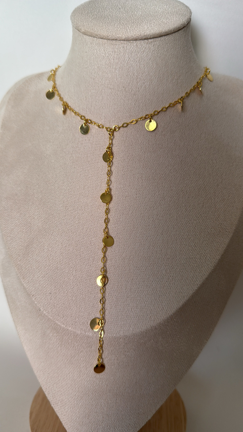 Colar Longo Y Medalhas