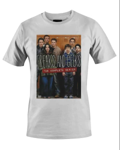 Camisa Camiseta Freaks and Geeks na internet
