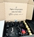 Regalo con libreta personalizada, chocolates y mini vino on internet