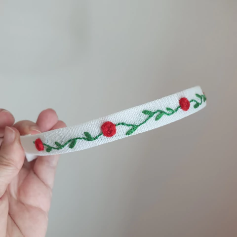 Tiara arco rosas