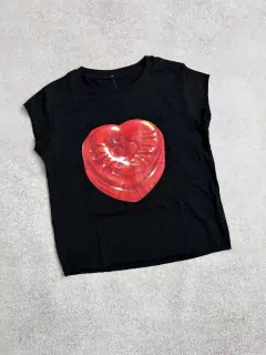 REMERA HOOKE en internet