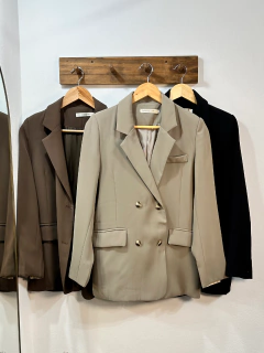 Blazer Alma en internet