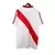 Camisa retrô do River Plate, edição 1998-99, em cores branca e vermelha, com logotipo e detalhes da marca Adidas.