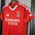 Camisa de futebol vermelha do Benfica para a temporada 2024/25, com o logo da Adidas e patrocinador Emirates.