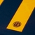 Camisa masculina azul da Roma III Third 24/25 da Adidas, com detalhes em vermelho e amarelo, estampada com o logotipo "Riyadh Season".