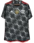 Camiseta masculina do Flamengo III 24/25 com padrão em preto e cinza, logo do time e escudo da Copa do Brasil.