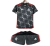 Conjunto infantil do Flamengo III 2024/25, composto por camiseta preta com detalhes em vermelho e calção.