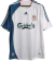 Camisa branca do Liverpool II Away 2006/07 da Adidas, com detalhes em azul e logo da Carlsberg. - GERRARD