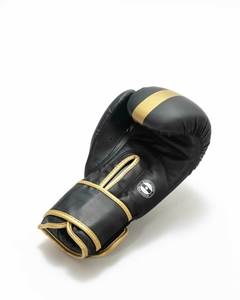Guantes Proyec Forza Negro y Dorado - SANFERDEPORTES