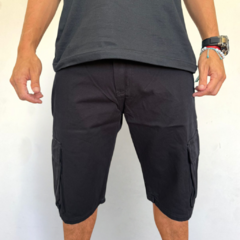 BERMUDAS GABARDINA CARGO - CODIGO URBANO