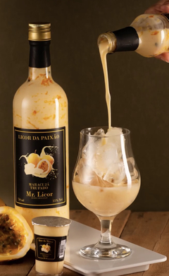 Licor de Maracujá com Chocolate Branco 750ml
