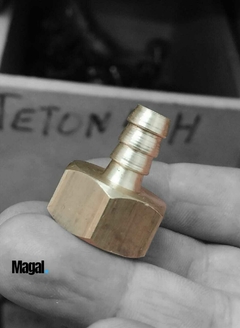 Tetón hembra de bronce. Pack de 5 unidades