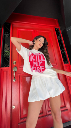 FAV TEE - HEART VIBE na internet