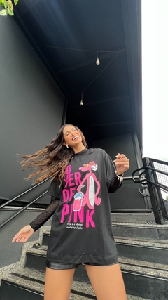 FAV TEE - DA PANTERA COR-DE-ROSA na internet