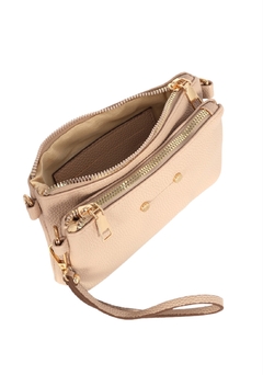 Bolsa pequena com vários bolsos com zíper