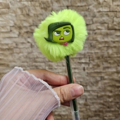 CANETA COM POMPOM E APLIQUE EMBORRACHADO DIVERTIDAMENTE