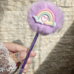 CANETA COM POMPOM ARCO-ÍRIS & UNICÓRNIO - comprar online