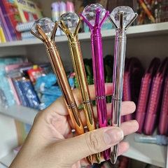 Caneta Esferográfica com Diamante – Elegância e Sofisticação