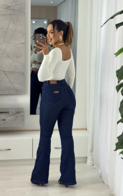 Body Luci - comprar online