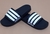 Ojotas Adidas 35 al 45 blancas y negras!