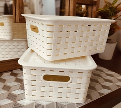 Caja plástica con tapa - comprar online