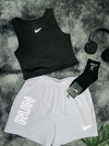 Top crop Nike + pantaloneta Run