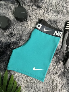 Imagen de Short Nike pro con resorte