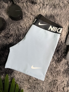 Short Nike pro con resorte en internet