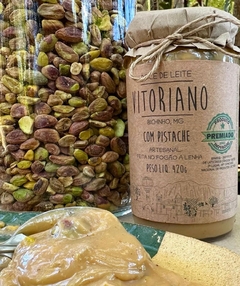 Doce de Leite Vitoriano com Pistache 240g - comprar online
