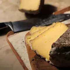 Queijo Cuestinha 300g - comprar online