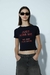 Remera Complot Kiss Me Negra