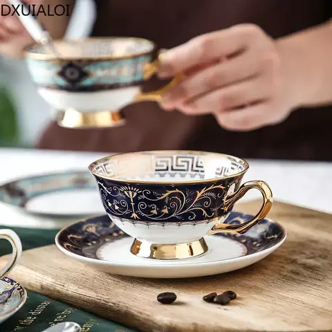 DXUIALOI Taza de cerámica de estilo británico, taza de café de corte creativo