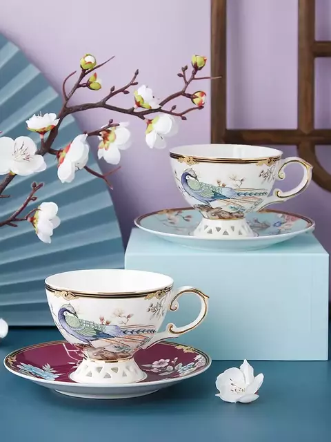 Juego de tazas de café y platillo de porcelana de hueso de lujo, exquisito jueg
