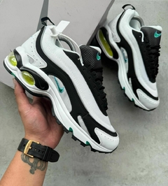 Nike Tailwind