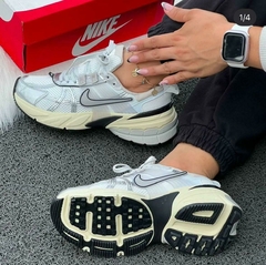 Nike V2K Run