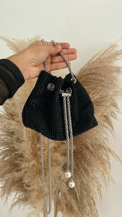 Bag Shine- estilo saquinho (cabe celular) strass preto - comprar online