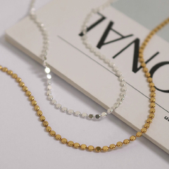 Choker mini medalhinhas