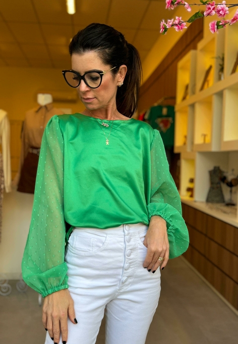 Blusa em crepe georgette