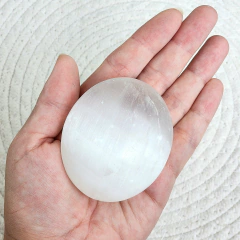 Selenita Branca Polida - Purificação e Espiritualidade - comprar online