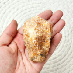 Calcita Laranja Bruta - G - Criatividade e Felicidade na internet