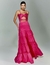 Vestido de festa longo pink com detalhe frontal ideal para madrinhas, convidada de casamento, convidada de formatura, ocasiões especiais