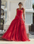 Vestido longo vermelho elegante com detalhes em tule ideal para formandas