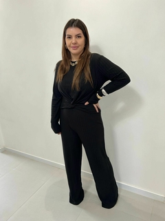 Conjunto Calça e Blusa Canelado na internet