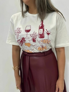 T-shirt Oversized Wine & Pasta - comprar online