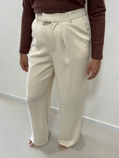 Calça Alfaiataria Prega assimétrica - comprar online