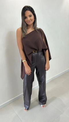 Calça PU Bolsos Frontal na internet