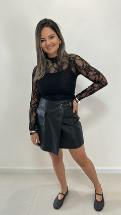 Saia Curta PU Transpassada - comprar online